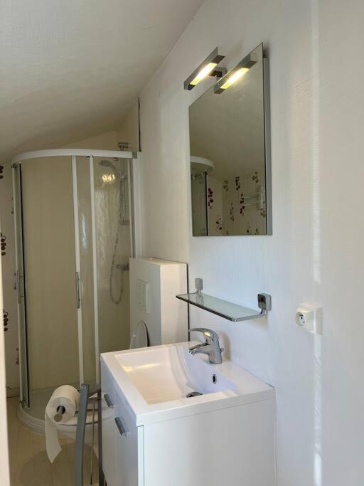 Little Roua Ardenne Cottage 4 Pers Стумон Екстериор снимка